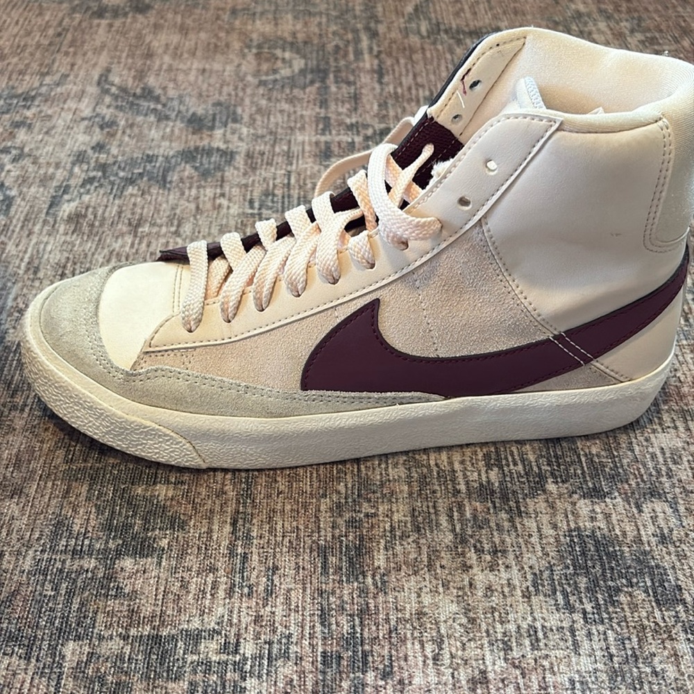 Nike Blazers 6Y